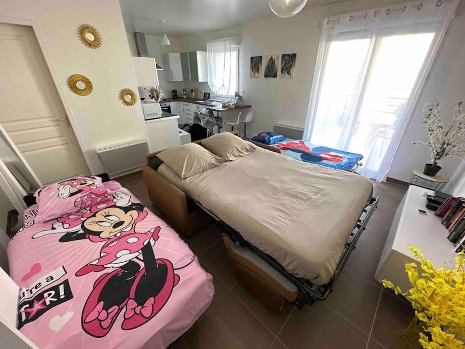 Proche Disney et Paris - Studio terrasse et parking privé Montévrain Buitenkant foto
